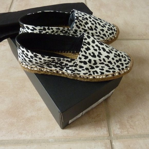 Saint Laurent Animal-Print Canvas Espadrilles 7.5 - Picture 4 of 14
